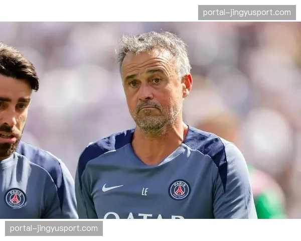 恩里克回应失利：不会回应登贝莱言论，不允许球员凌驾俱乐部