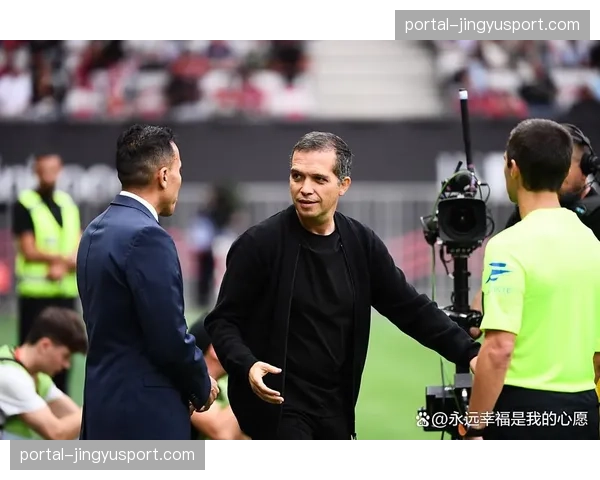 西甲裁判委员会宣布，下赛季将试点扩大主裁判现场麦克风解释范围