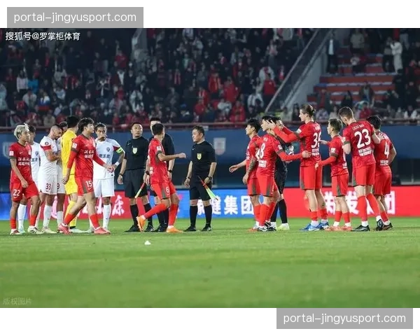 外媒观察:中超球队在亚冠中的控球劣势与反击威胁形成反差